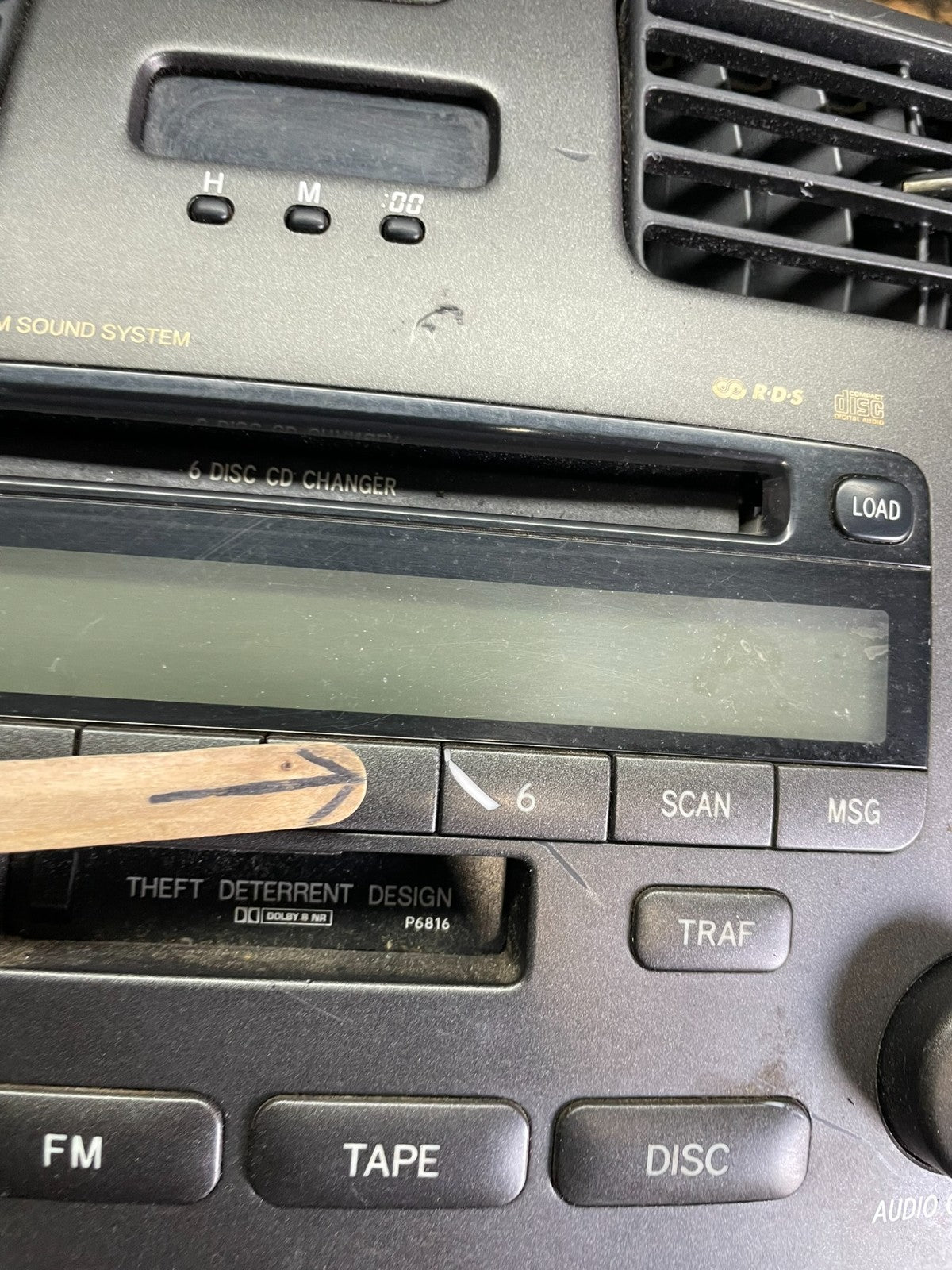 2004 to 2006 Lexus ES330 Es300 Radio Receiver Tape CD Air Vent AB3038 DG1