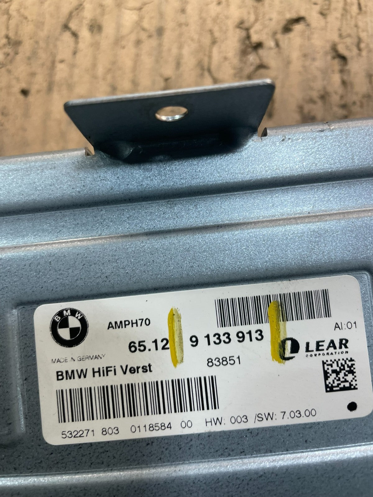 2007-2010 BMW X5 Top HiFi Lear Radio Audio Amplifier Amp OEM X0945 DG4