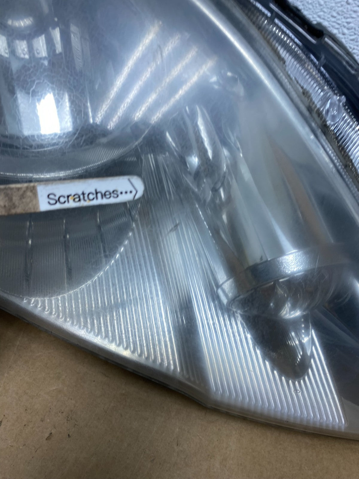 2007 to 2011 Honda CR-V Crv Right Passenger Side Headlight Halogen AC1731 DW3