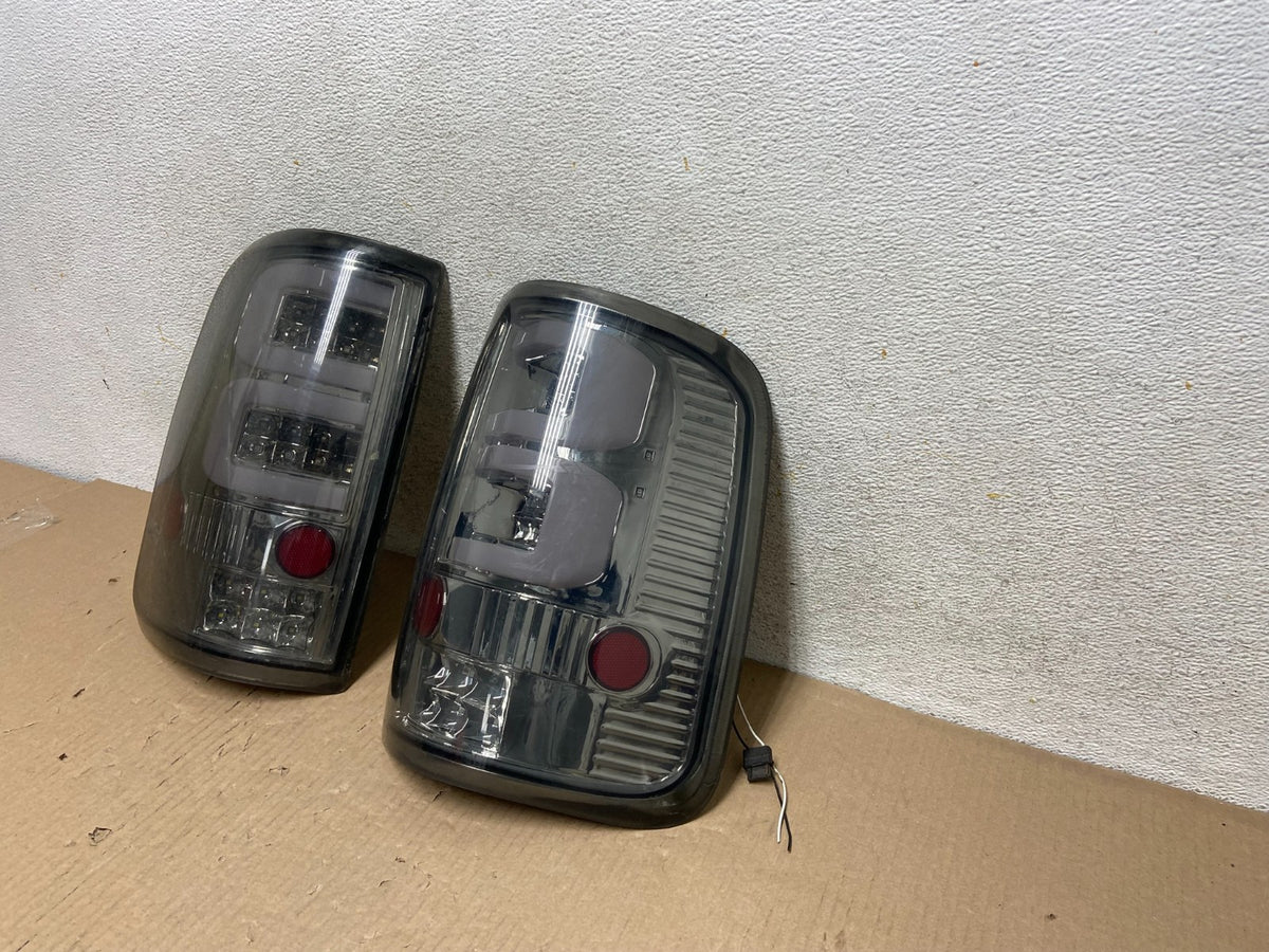 2004 to 2008 Ford F150 LED Left+Right Set Tail Lights AH5807 PS2