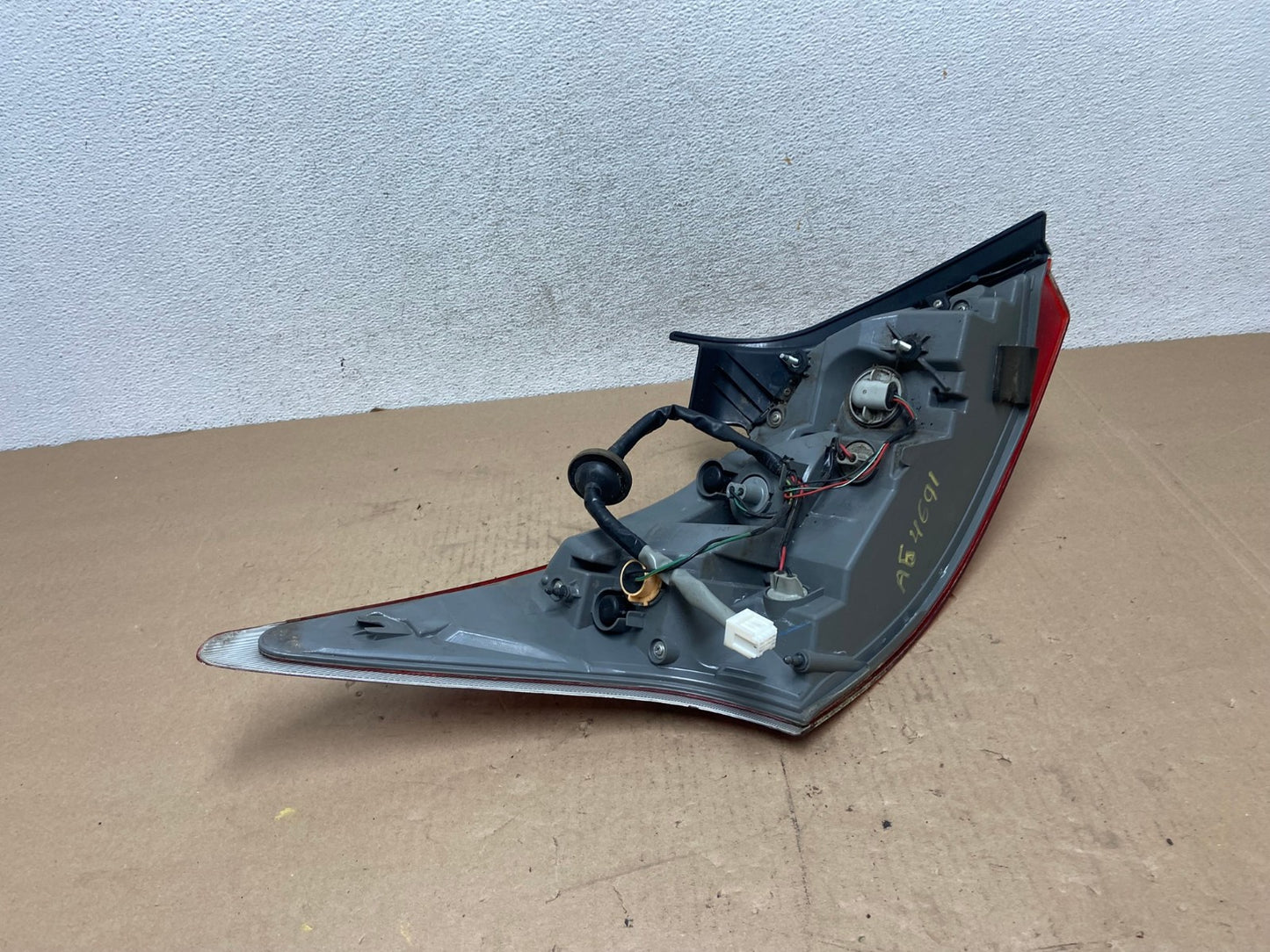 2009 2010 2011 Nissan Maxima Right Passenger RH Side Tail light AG4691 LK7