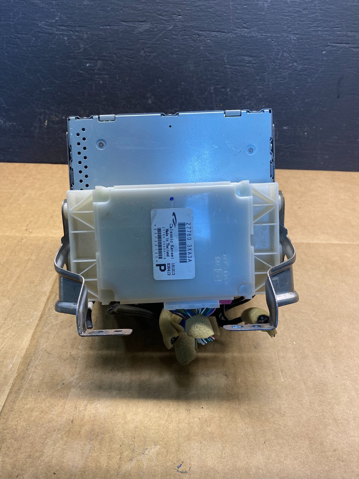 2013 2016 Nissan Pathfinder Radio AM/FM Receiver AD3583 DG5