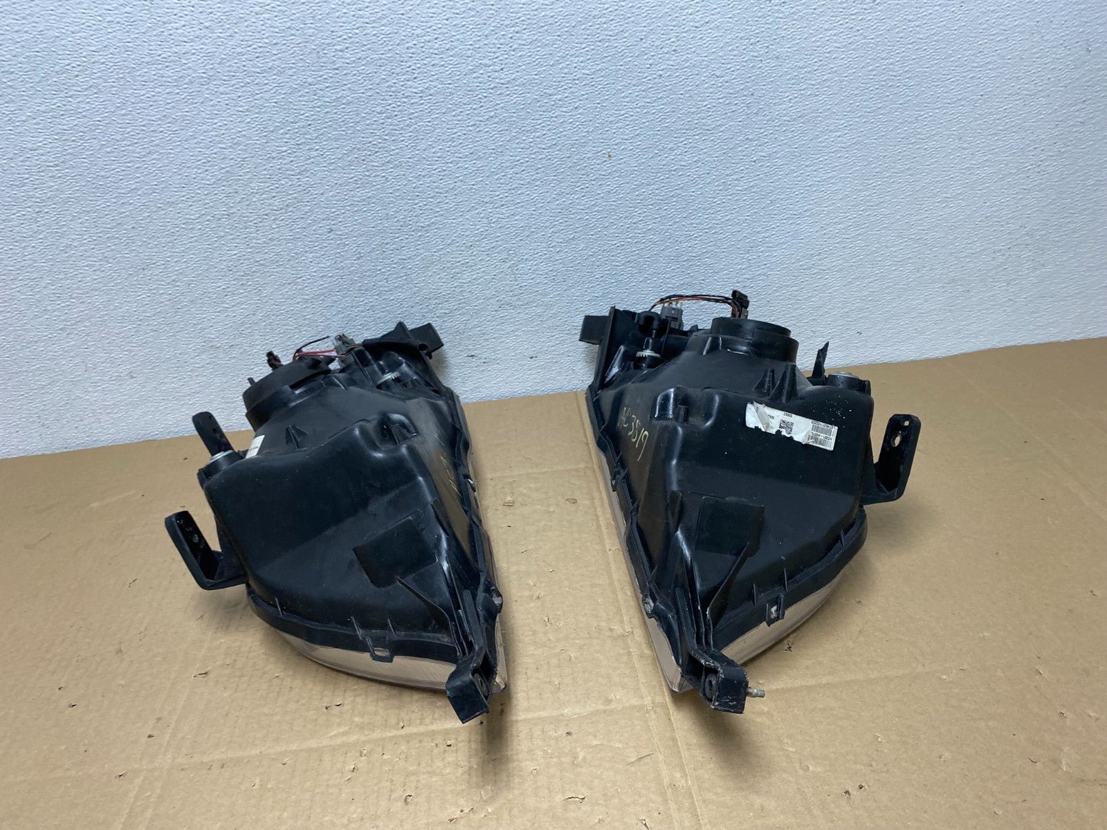 1997 to 2001 Honda CR-V Crv Left+Right Set Chrome Headlights Halogen AC3819 DW8