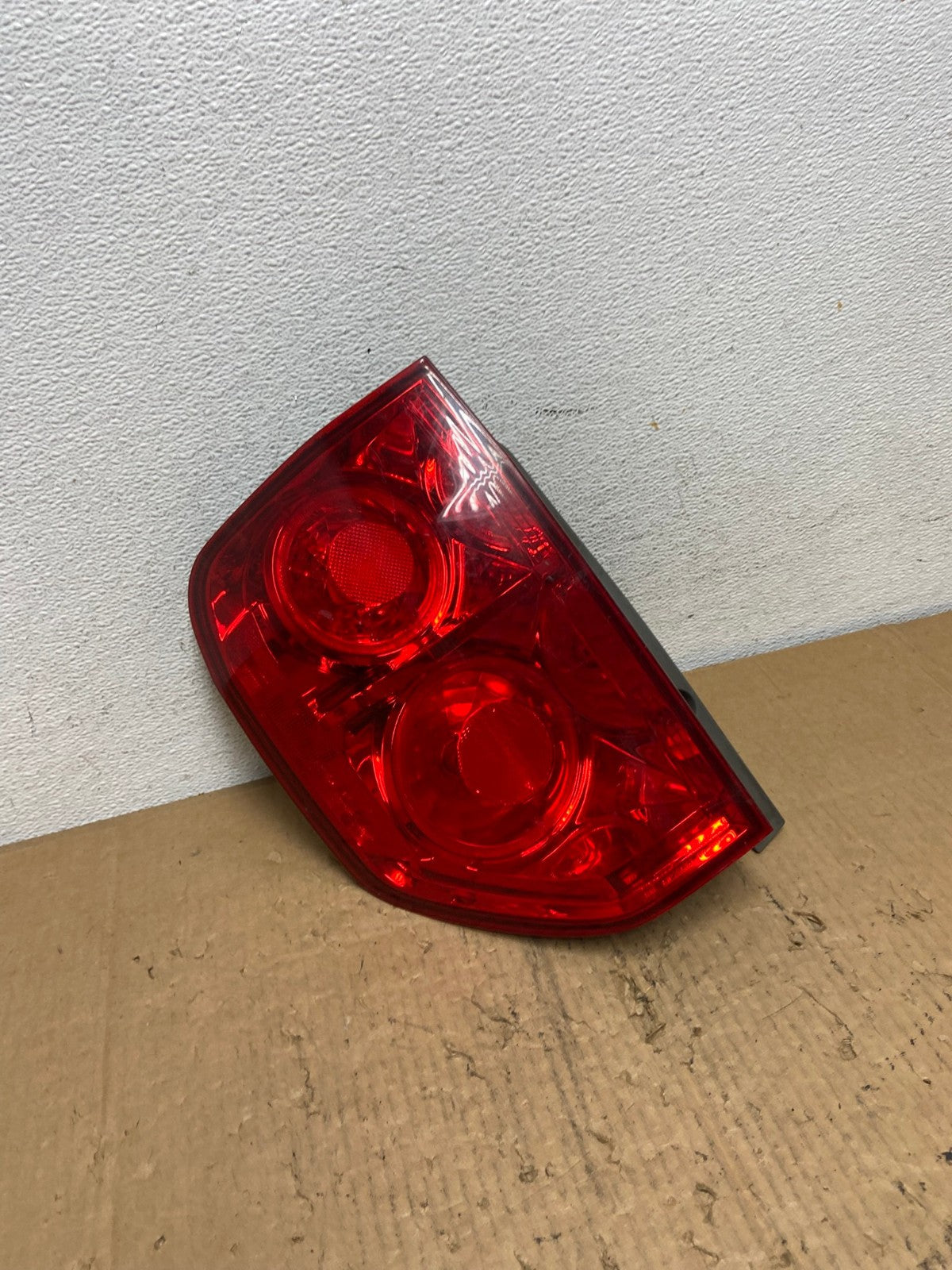 2003 2004 2005 Honda Pilot Left Driver LH Side Tail Light AD2393 LK2