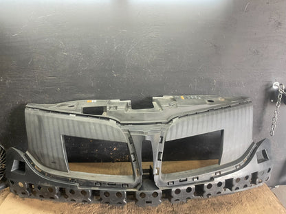 2013 to 2016 Lincoln MKT Grill Grille Support Panel OEM R7231 DG0