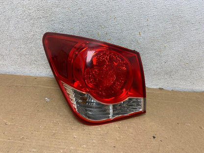 2011 2012 2013 2014 Chevrolet Cruze Left Driver LH Side Tail Light AH8371 LK0