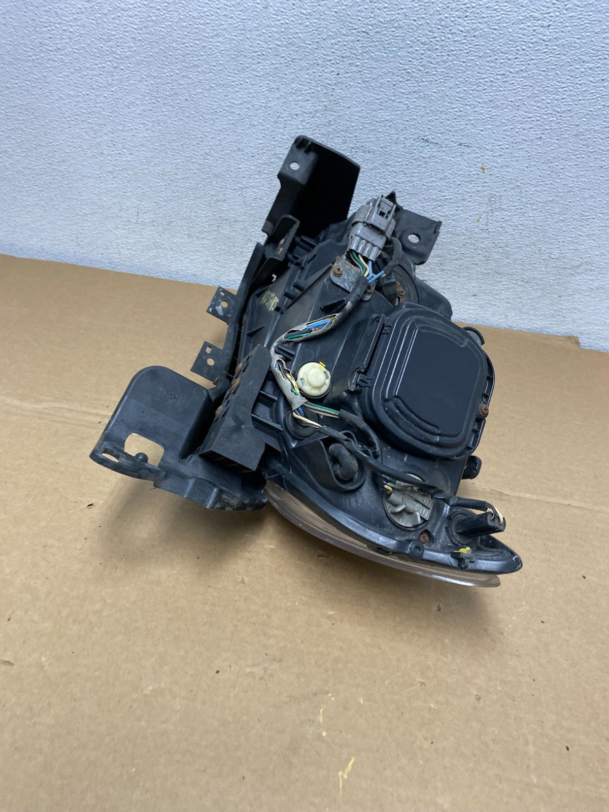 2008 - 2014 Subaru Tribeca Right Passenger Side Halogen Headlight AD3785 DW6
