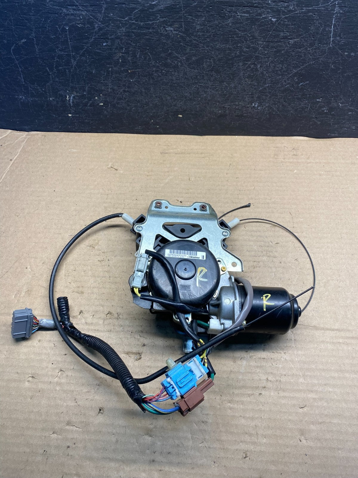 2005 - 2010 Honda Odyssey Rear Right Sliding Door Lock Actuator Motor AE0088 DG4
