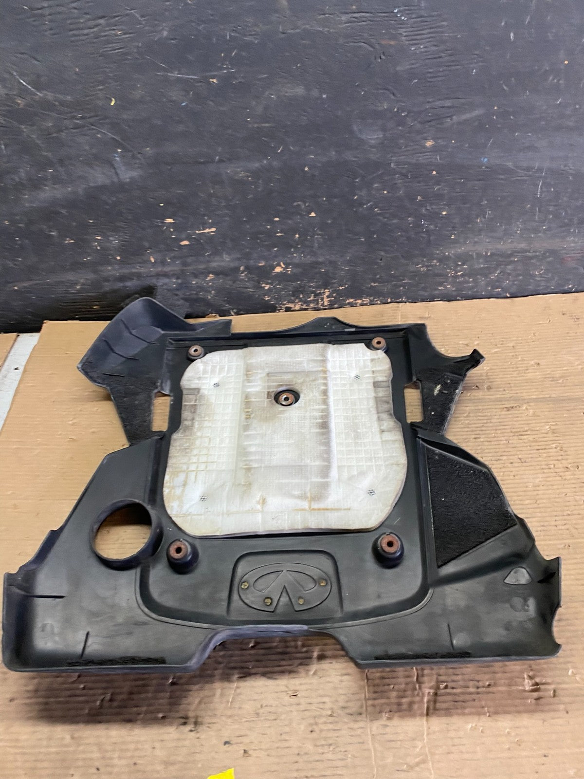 2008 to 2013  Infiniti G37 Engine Cover Motor Shield Oem R5114 DG5