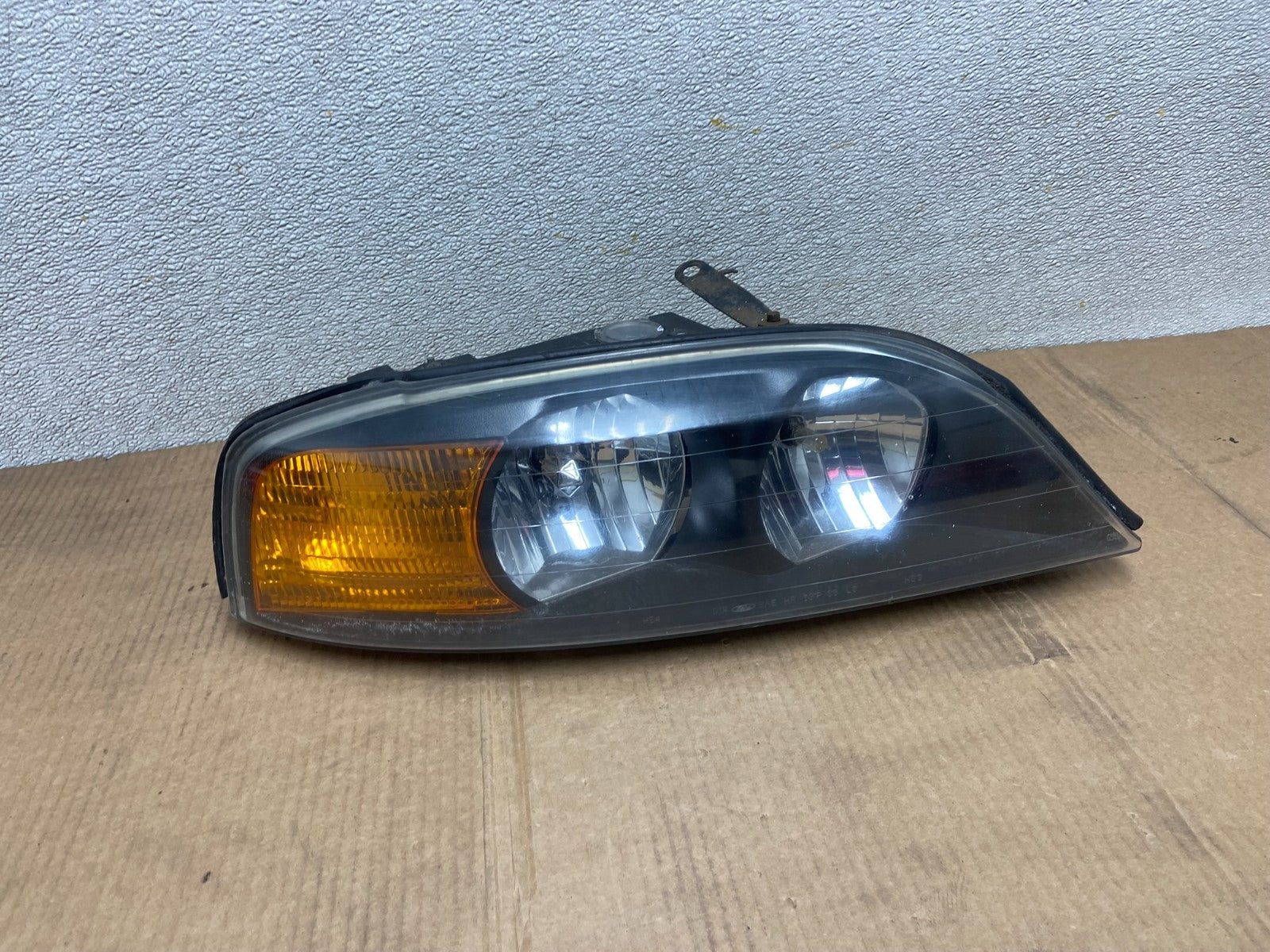 2000 to 2002 Lincoln Ls Right Passenger RH Side Headlight Halogen Oem AA5295 DW0