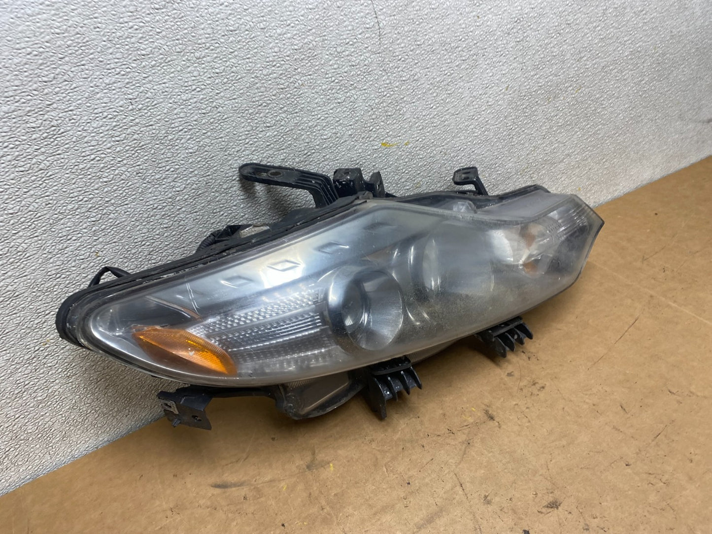 2011 to 2014 Nissan Murano Headlight Right Passenger Rh Oem Halogen X4765 DW2