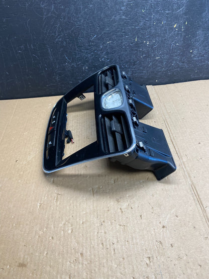 2011 - 2014 Chrysler 200 Dash Radio Bezel Trim Clock Hazard Bezel ae4269 DG2