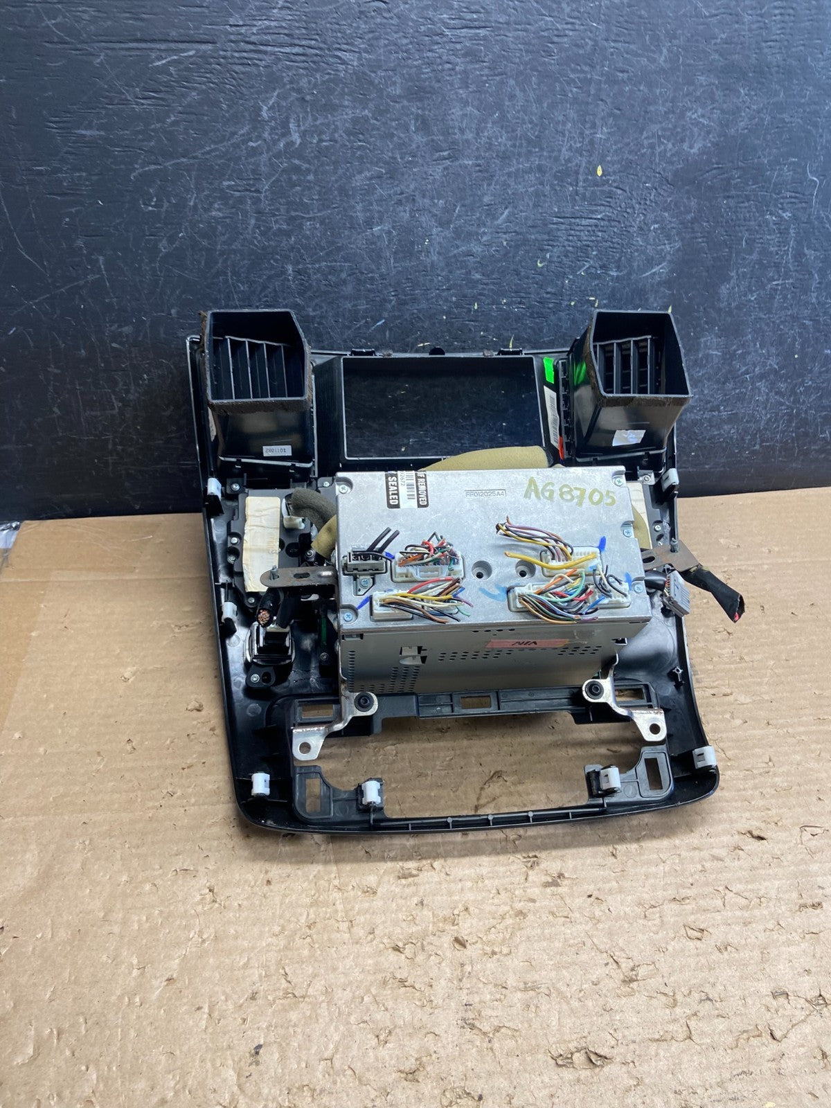 2008 to 2015 Nissan Armada Radio A/C Heat Temperature Climate Control AG8705 DG4