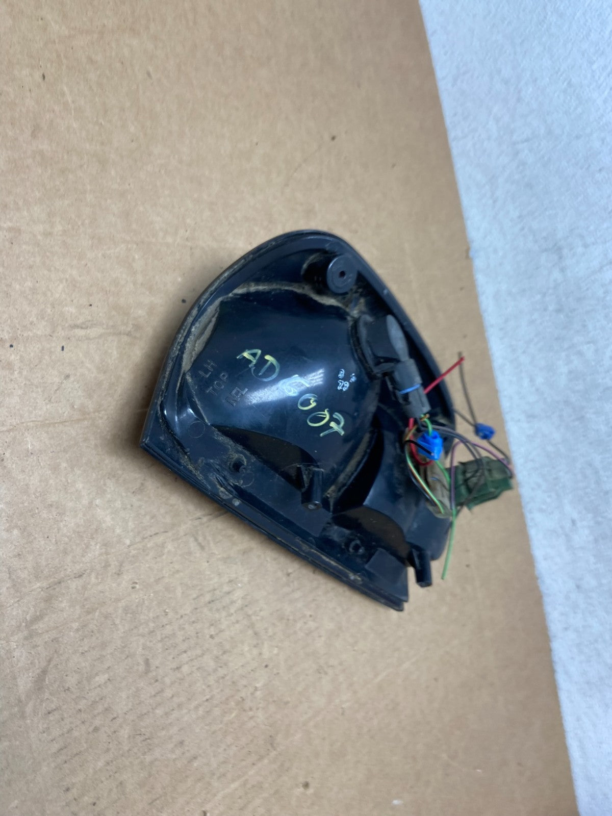 1994 2000 Mazda B3000 Left Driver Side Tail Light ad6007 DG4