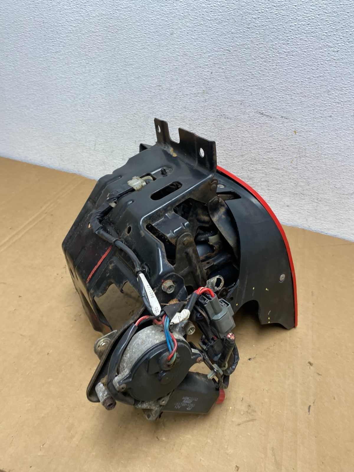 1991 to 1993 Mitsubishi 3000GT Left Driver Headlight W Motor AD2745 DG11