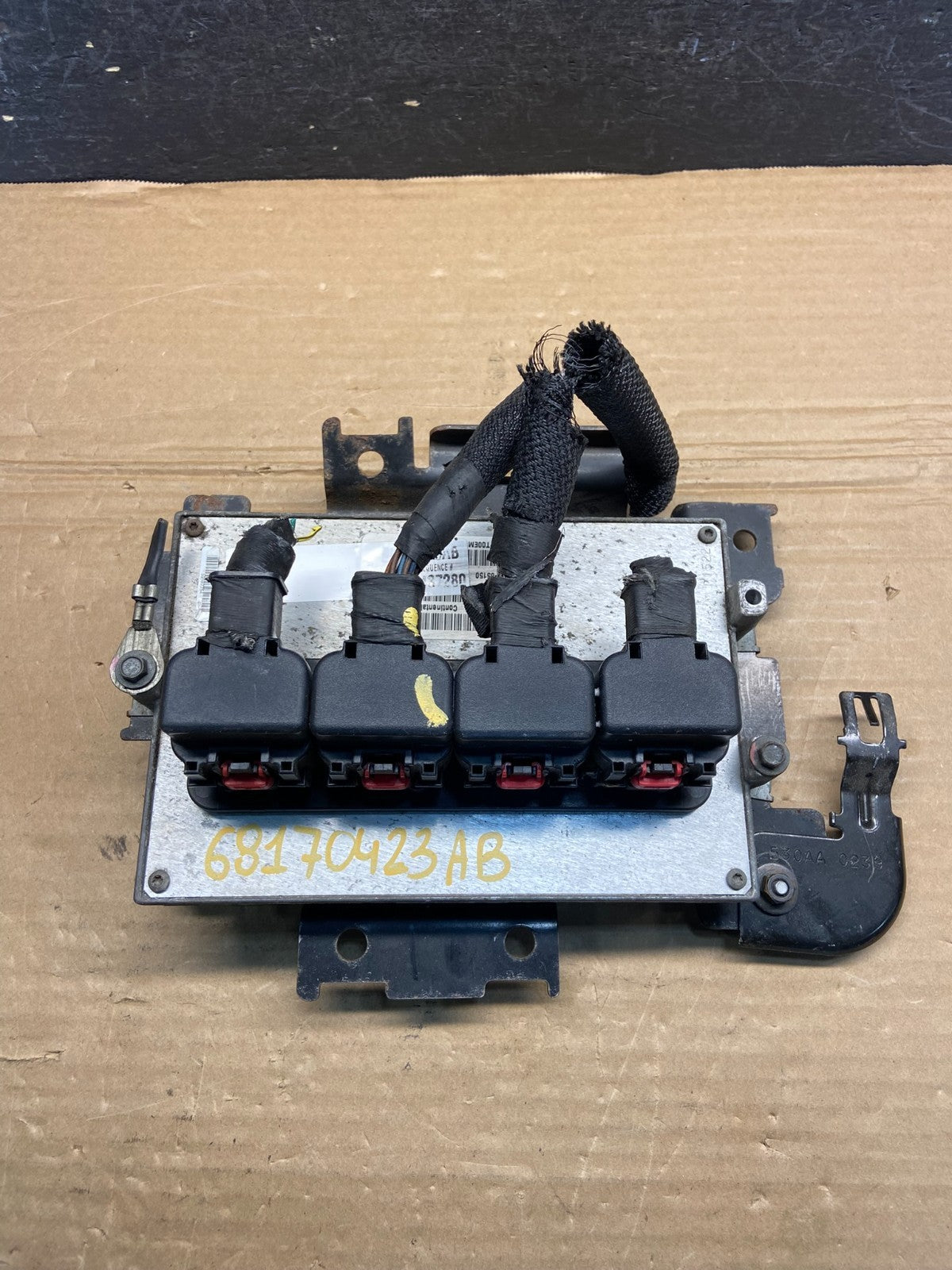 2013 Dodge Durango Jeep Grand Cherokee 5.7 Engine Computer ECU ECM ae4629 DG0