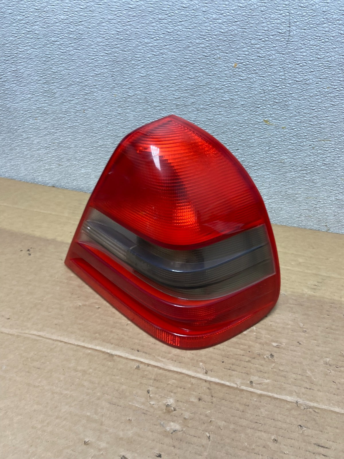 1994 to 2000 Mercedes C-Class C280 Passenger Right Side Tail Light AB5098 DW0