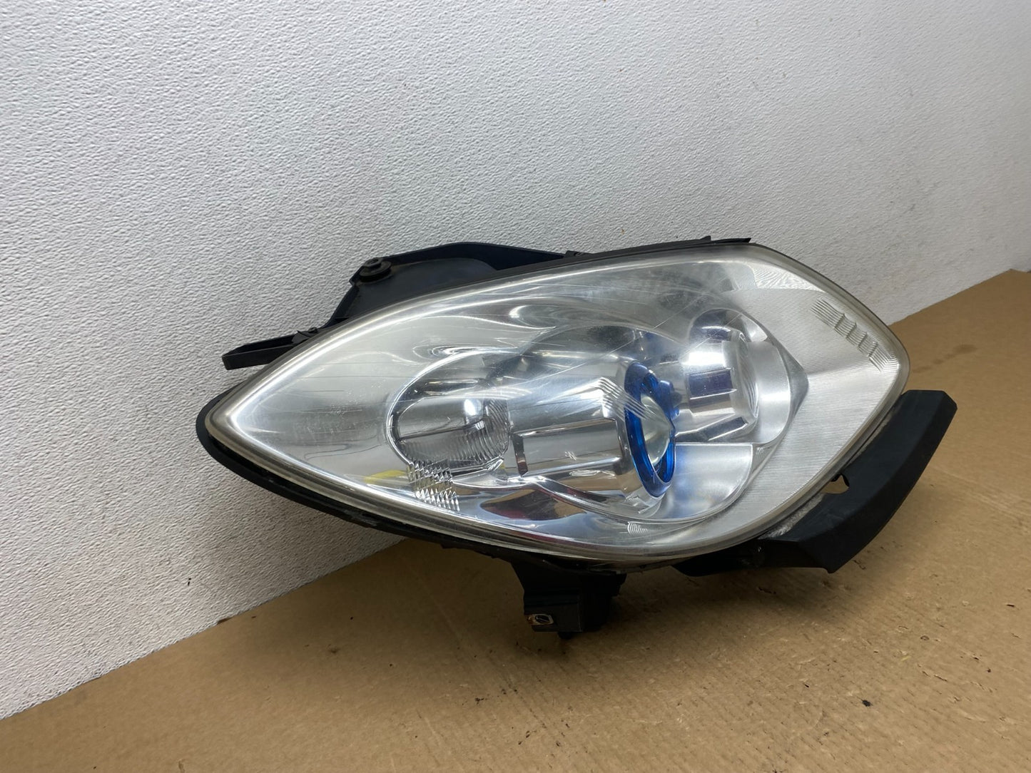 2008-2012 Buick Enclave Right Passenger Headlight Xenon Hid Two Ballast AF96652