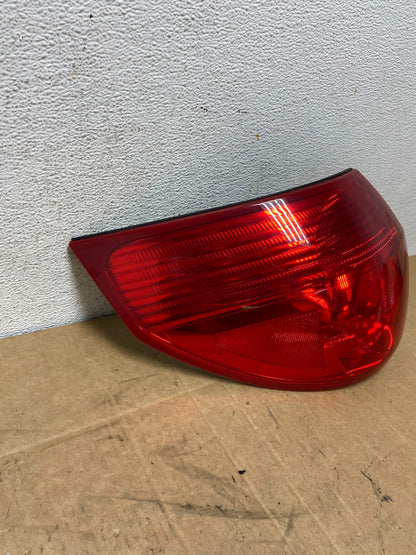 2006 to 2010 Toyota Sienna Left Driver LH Side Tail Light AD6231 DW2