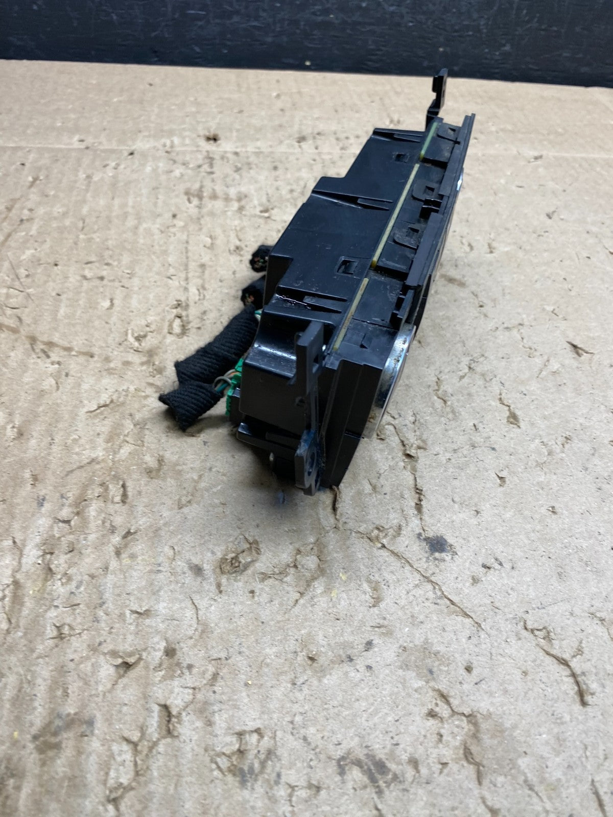 2007 - 2011 Chevrolet Silverado Gmc Sierra A/C Heater Climate Control AC9155 DG2