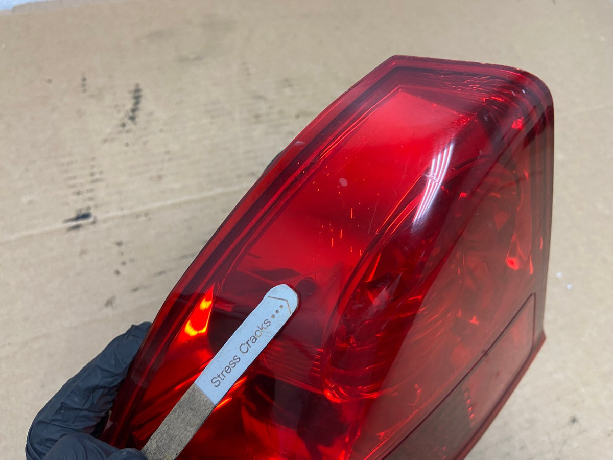 2003 2004 2005 Honda Civic Sedan Left Driver LH Side Tail Light AH7815 LK4