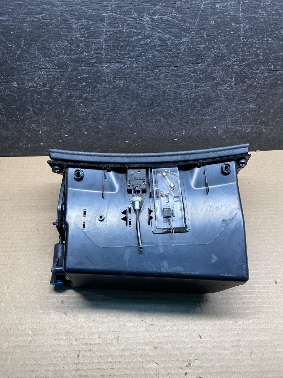 2003-2006 Mercedes W220 S600 Front Dashboard Glove Box Storage ah9709 DG4