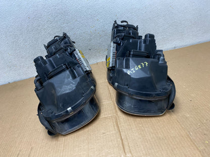 2002 to 2005 BMW 7 Series 745i Xenon Left+Right Headlights AI6877 DW13