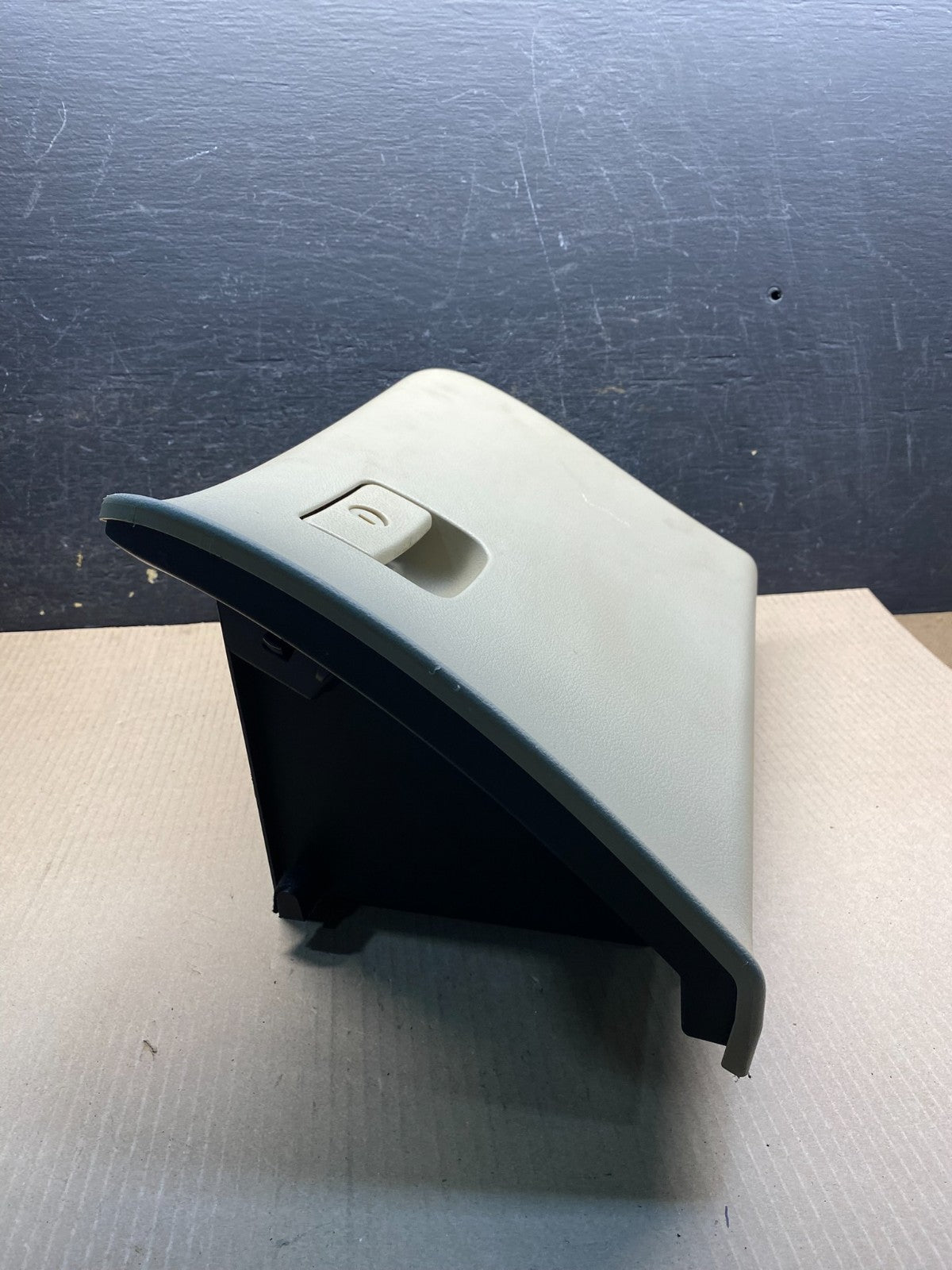 2011-2017 Nissan Quest Front Right Passenger Storage Glove Box ai7110 DG1