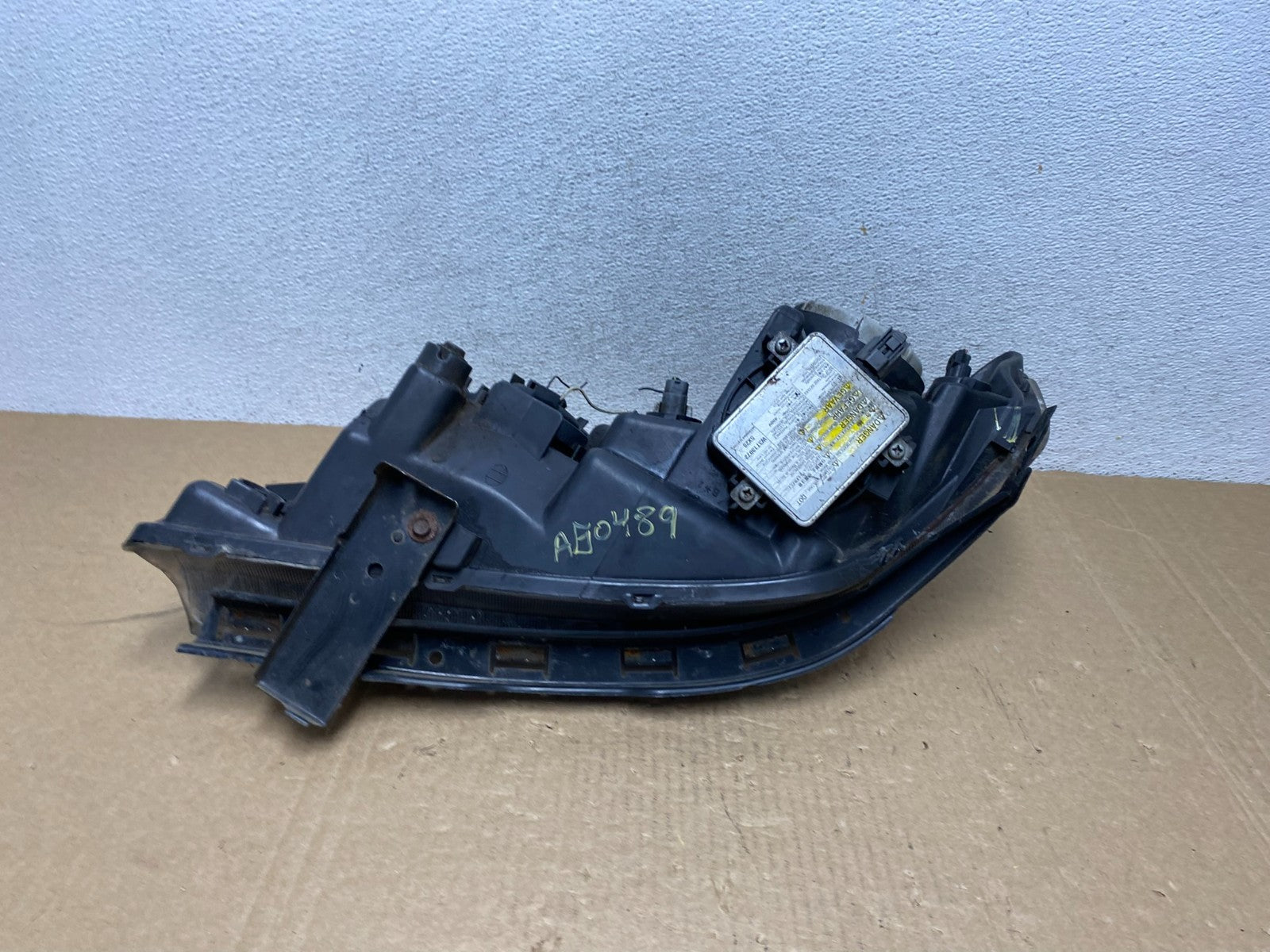 2004 to 2006 Acura TSX Right Passenger RH Side Xenon HID Headlight AG0489 DW8