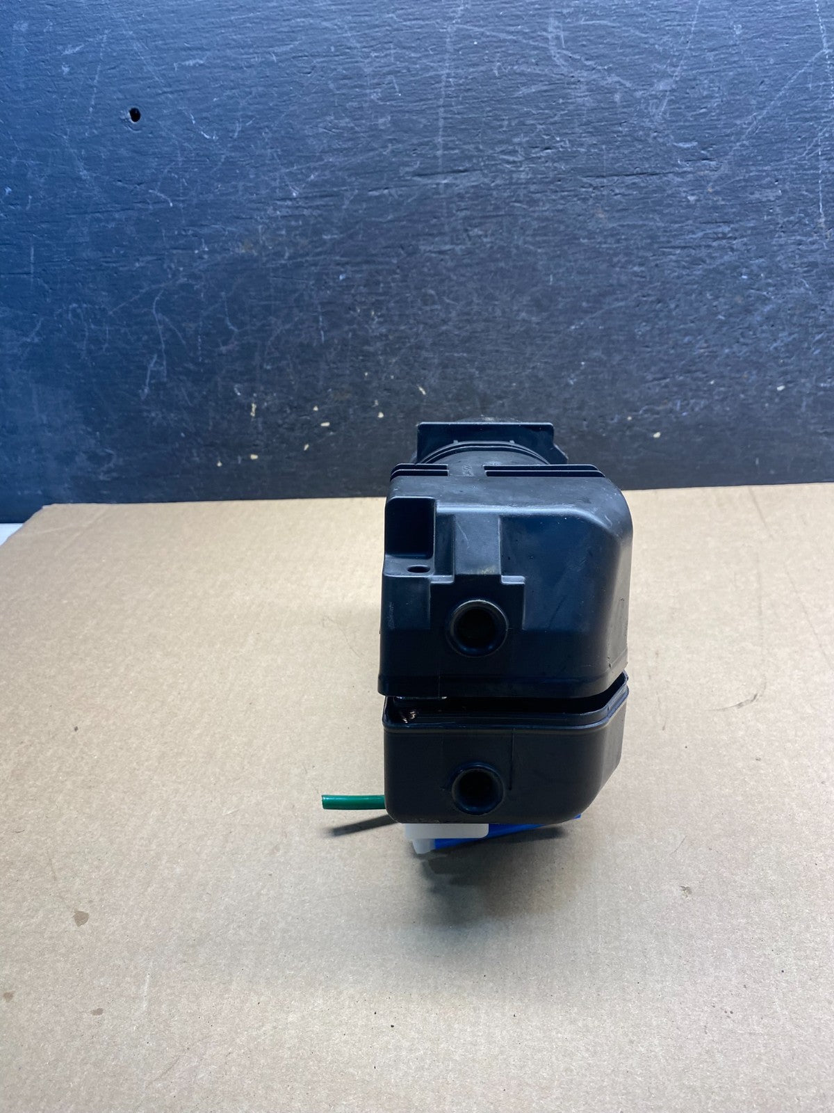 2014-2017 Mercedes-Benz S550 Seat Vacuum Pump AH1778 DG4