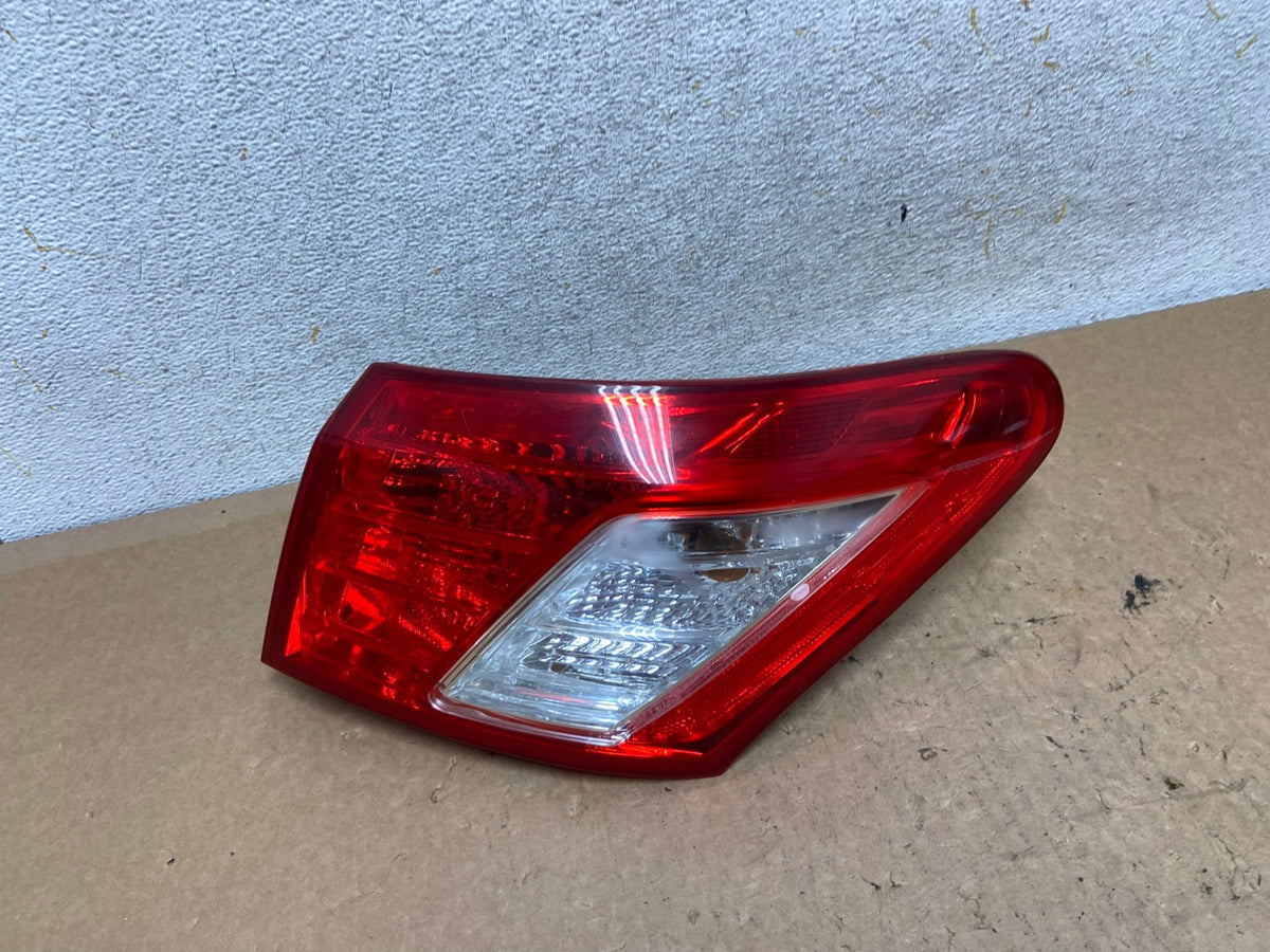 2007 - 2009 Lexus ES350 Right Passenger Side Tail Light AI3546 LK0