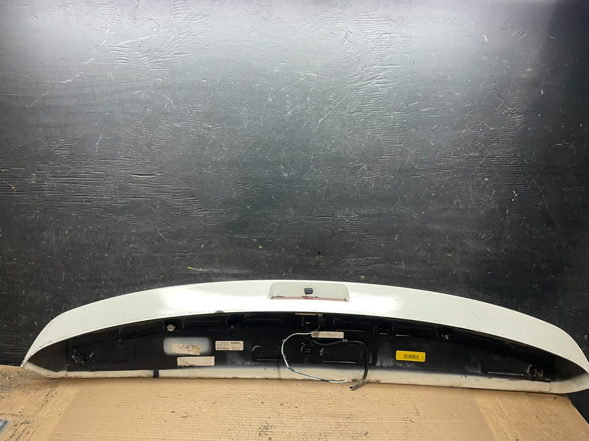 2009 to 2014 Volkswagen Routan Rear Spoiler U8135 PS6
