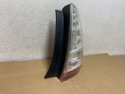 2006 to 2009 Toyota Prius Tail Light Right Passenger Side AG8872 DW1