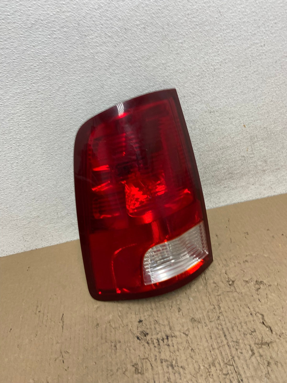 2010 to 2018 Dodge Ram 1500 Left Driver LH Side Tail Light AF2974 LK2