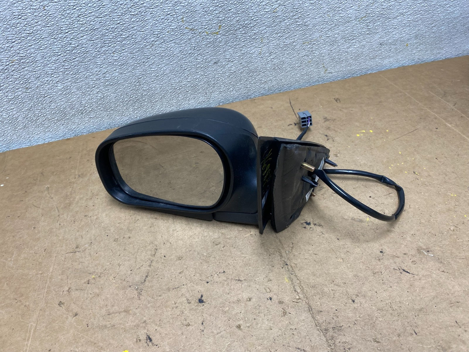 1999 - 2002 Ford Crown Victoria Left Driver LH Side View Door Mirror X6887 MS4