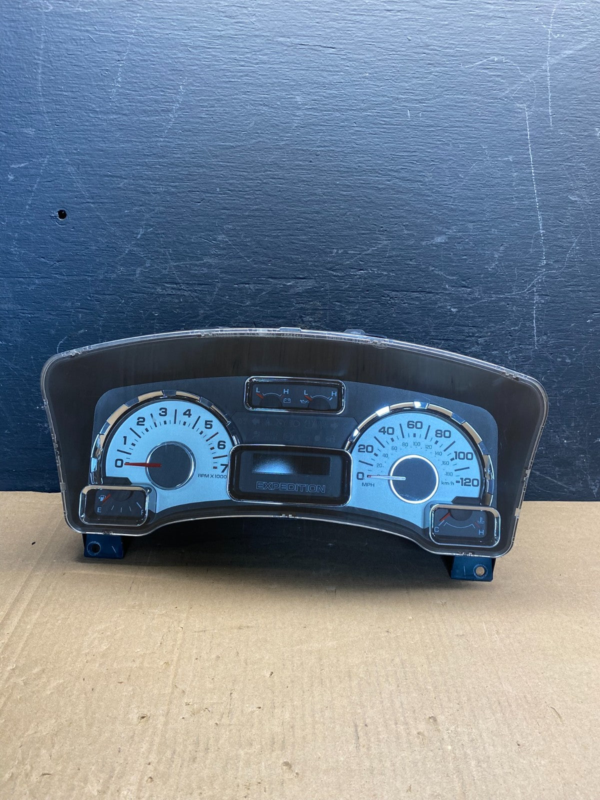 2007 2008 Ford Expedition Speedometer Cluster Gauge 7L1T-10849 AE7585 DG0
