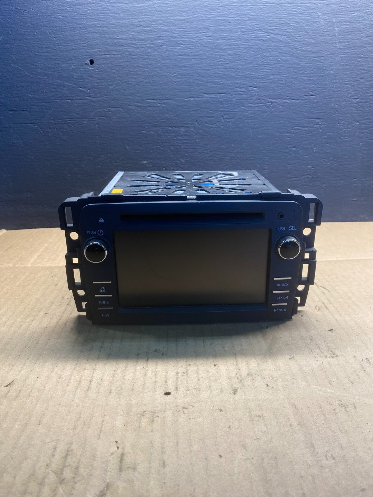 2013 2014 GMC Acadia Radio Display Screen AM/FM AUX OEM AB7450 DG0