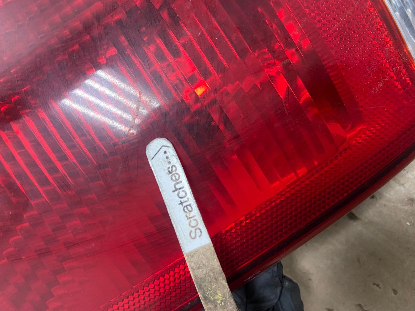 2004 to 2007 Dodge Grand Caravan Left Driver Lh Tail Light AF7165 LK3