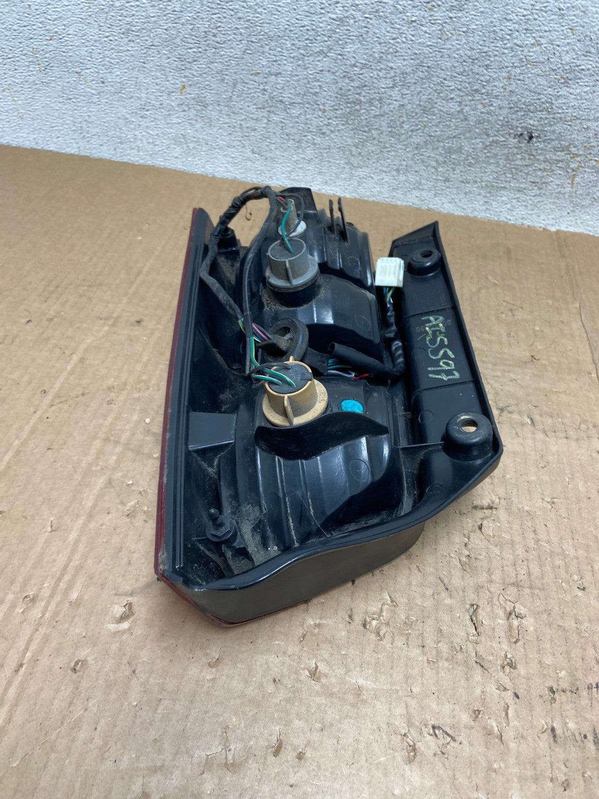 2005 to 2012 Nissan Pathfinder Tail light Left Driver Lh Side AI5597 LK6