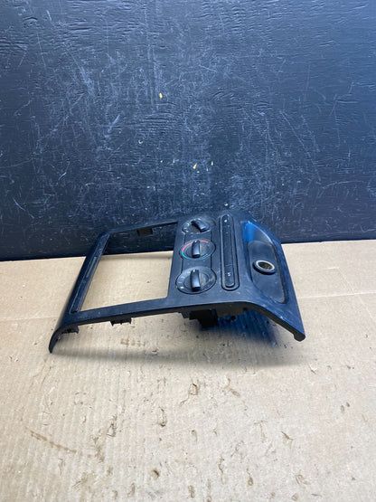 2004 to 2008 Ford F150 Radio Climate Dash Bezel Surround Black ac6823 DG1