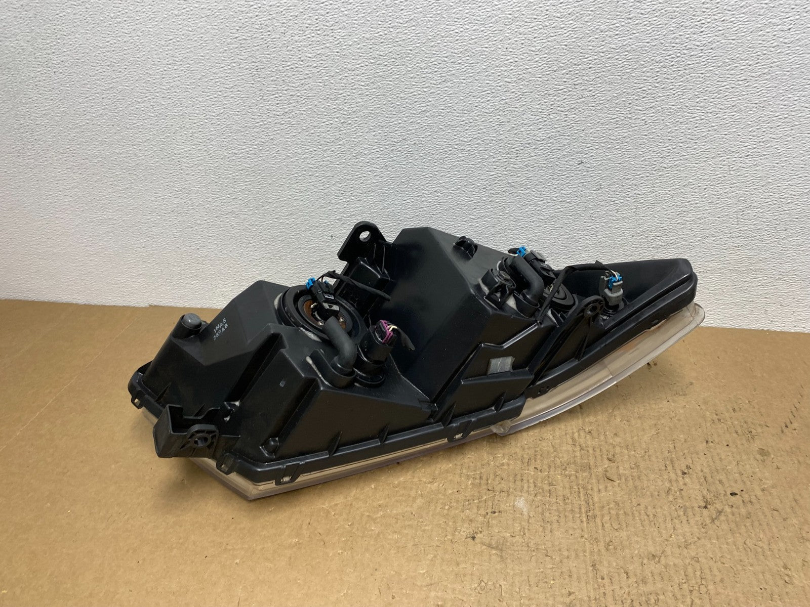 2009 to 2017 Dodge Journey Headlight Left Driver Lh Side Halogen AC1605 DW5