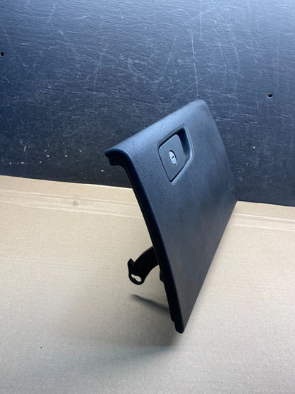 2015 2016 2017 Chrysler 200 Glove Box Compartment AH7481 DG1