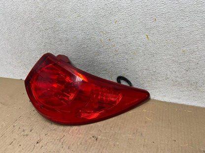 2009 2010 2011 2012 Chevrolet Traverse Right Passenger Tail Light AH5987 LK2