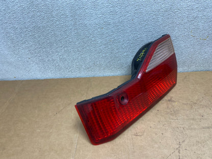 1998 to 2000 Honda Accord Right Passenger Side Inner Tail Light OEM X4790 DW2
