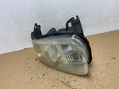 2001 - 2004 Ford Escape Right Passenger RH Halogen Headlight af8218 DG1