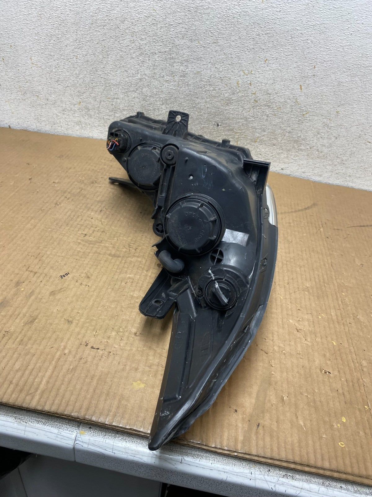 2011 - 2014 Hyundai Sonata Left Driver Lh Side Headlight Halogen AI8074 DW8