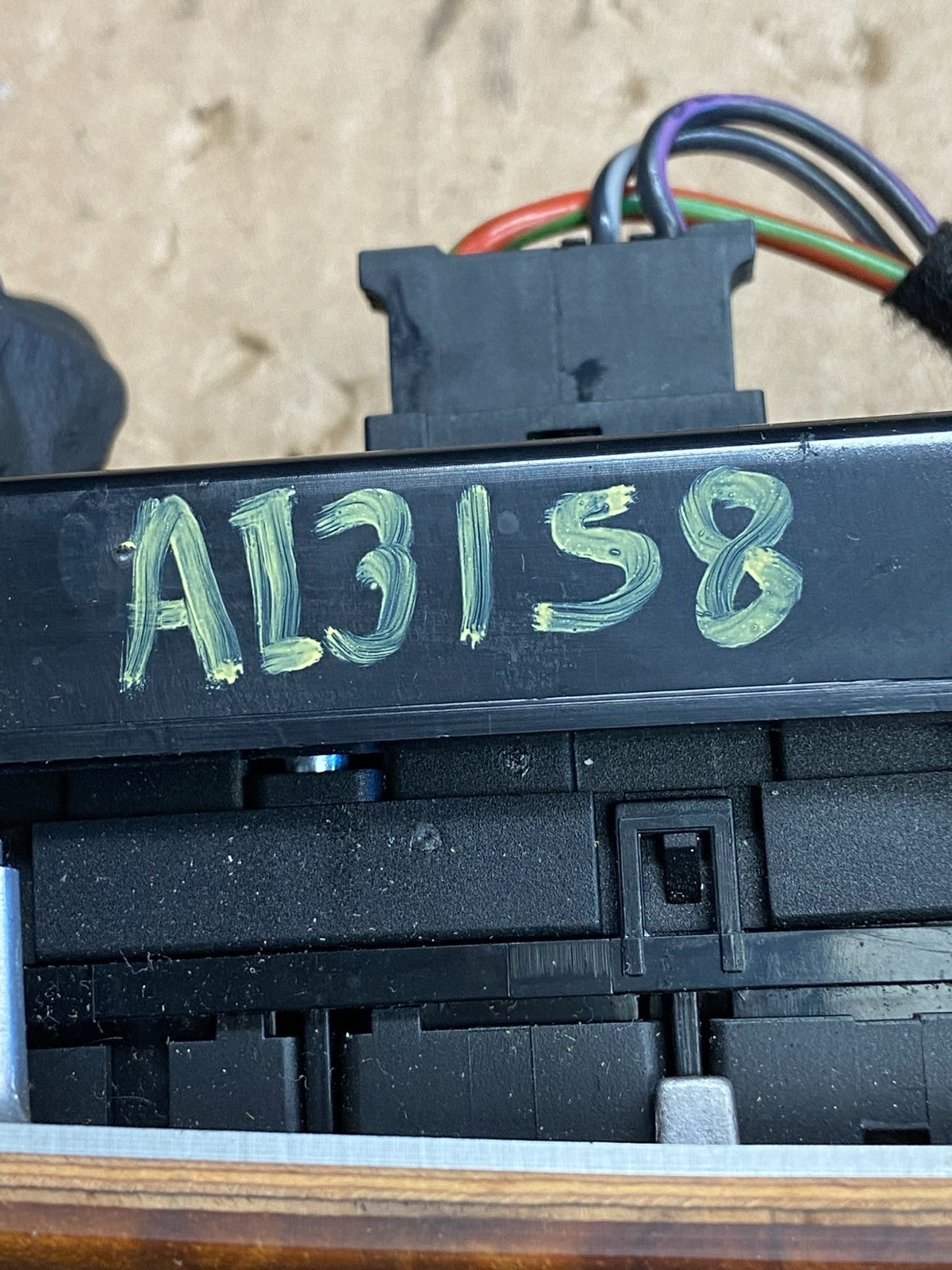 2005-2009 Mercedes W209 CLK350 CLK550 Door Lock ESP Hazard Control AI3158 DG5