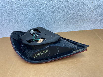 2002 2003 2004 Toyota Camry Tail Light Right Passenger Rh Side AD8880 DW5