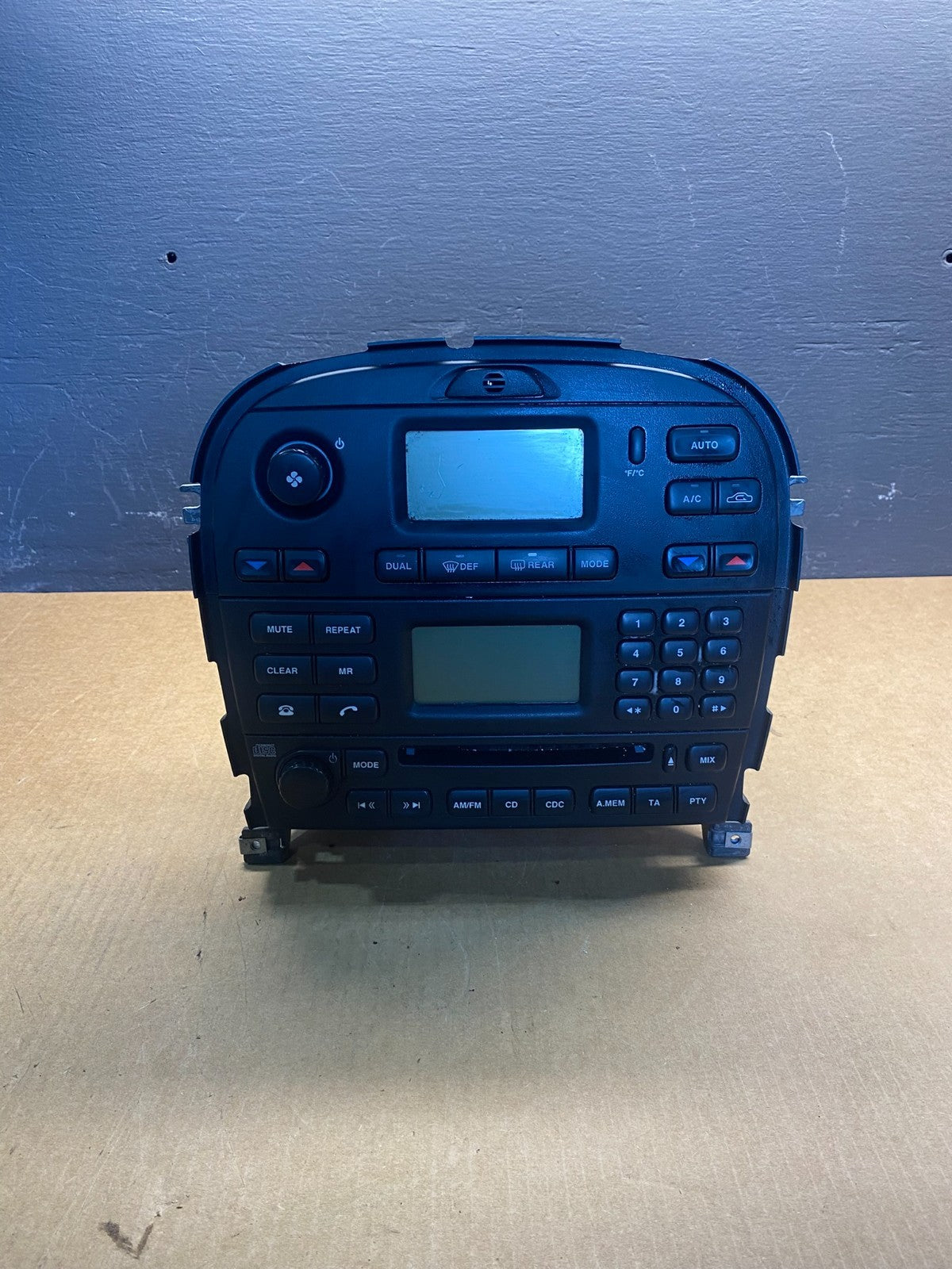 2003-2008 Jaguar S-Type Dash Climate A/C Temperature Radio AM/FM Panel AC6874 DG0