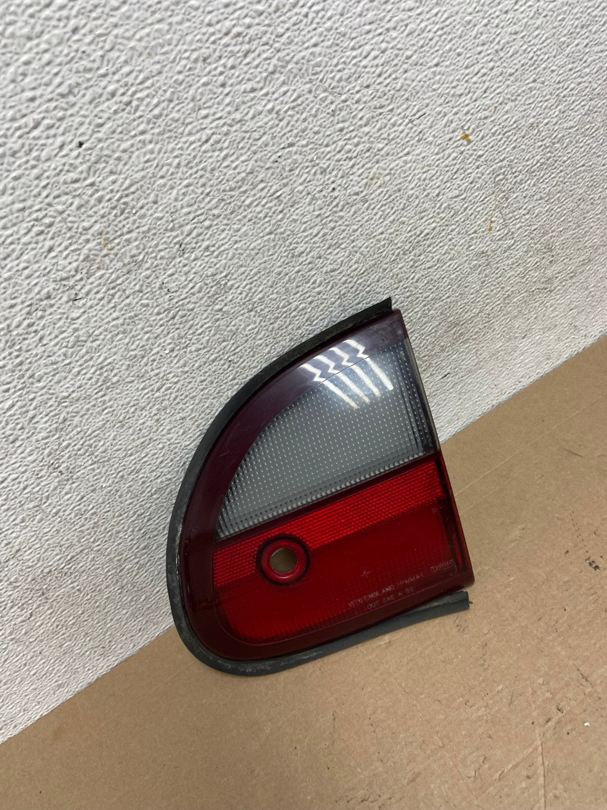 1997 to 2003 Chevrolet Malibu Right Passenger RH Inner Tail Light AF4710 LK2